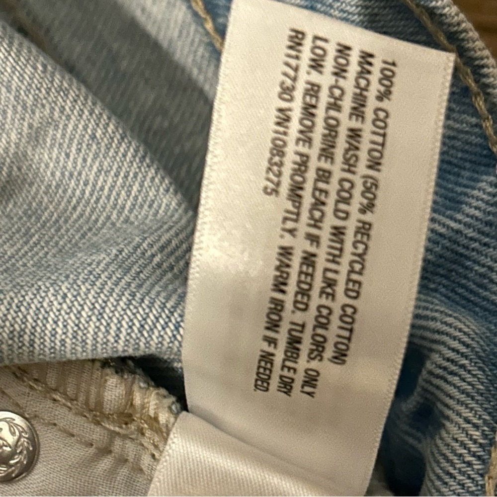NWT Universal Thread Womens 14R Jeans Mid Rise 90s Baggy Light Wash Relax - Picture 7 of 7